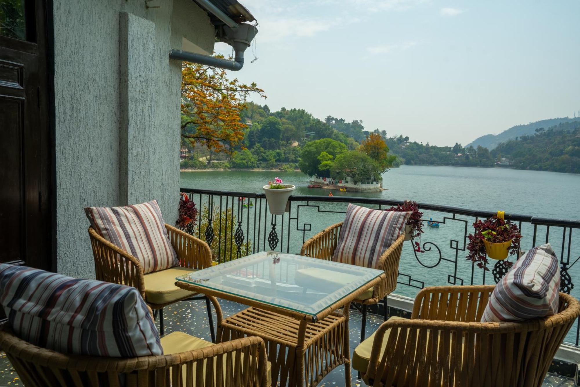 The Lake Hill Nainital Eksteriør billede