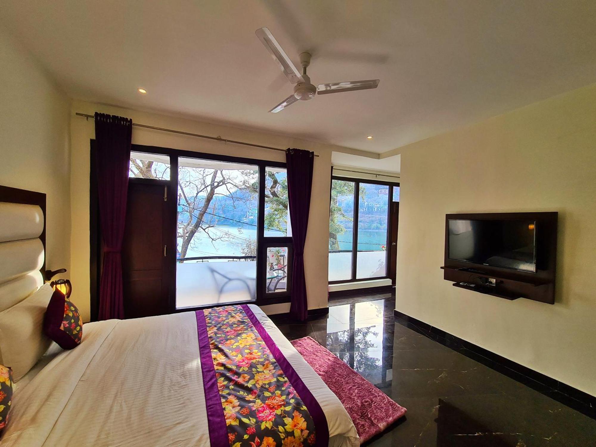 The Lake Hill Nainital Eksteriør billede