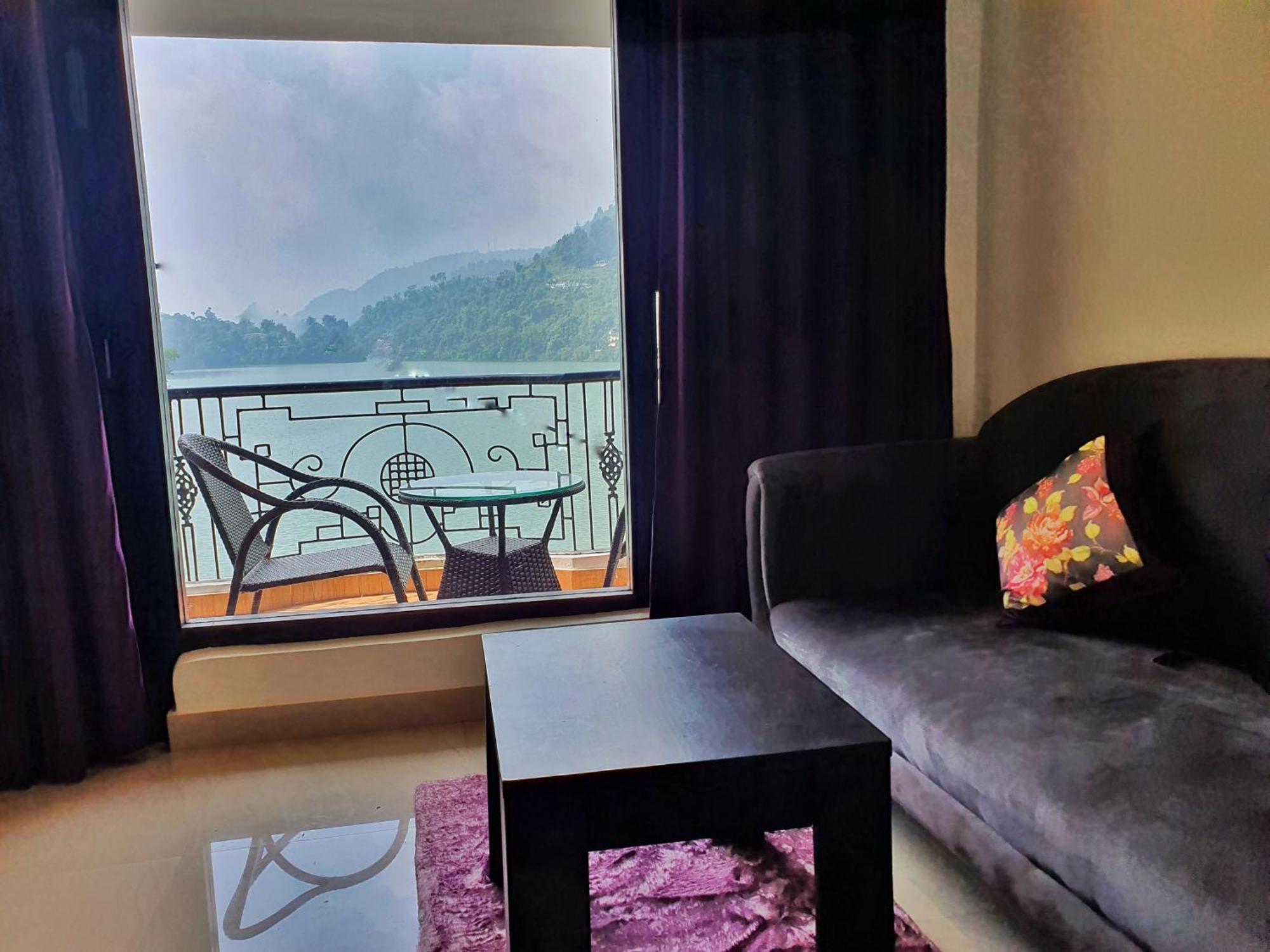 The Lake Hill Nainital Eksteriør billede