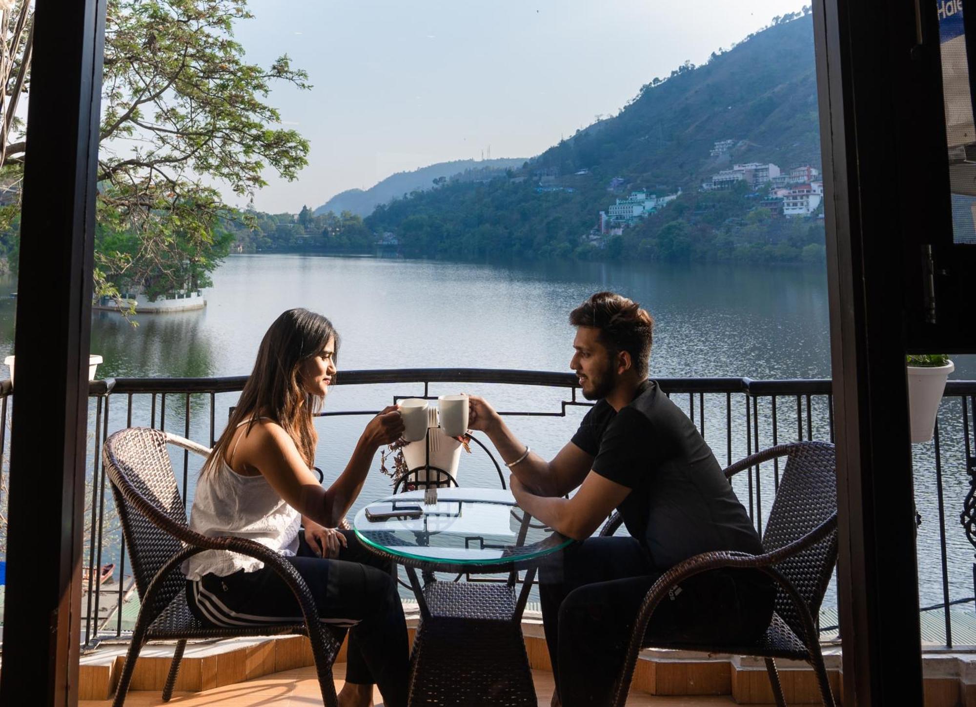 The Lake Hill Nainital Eksteriør billede